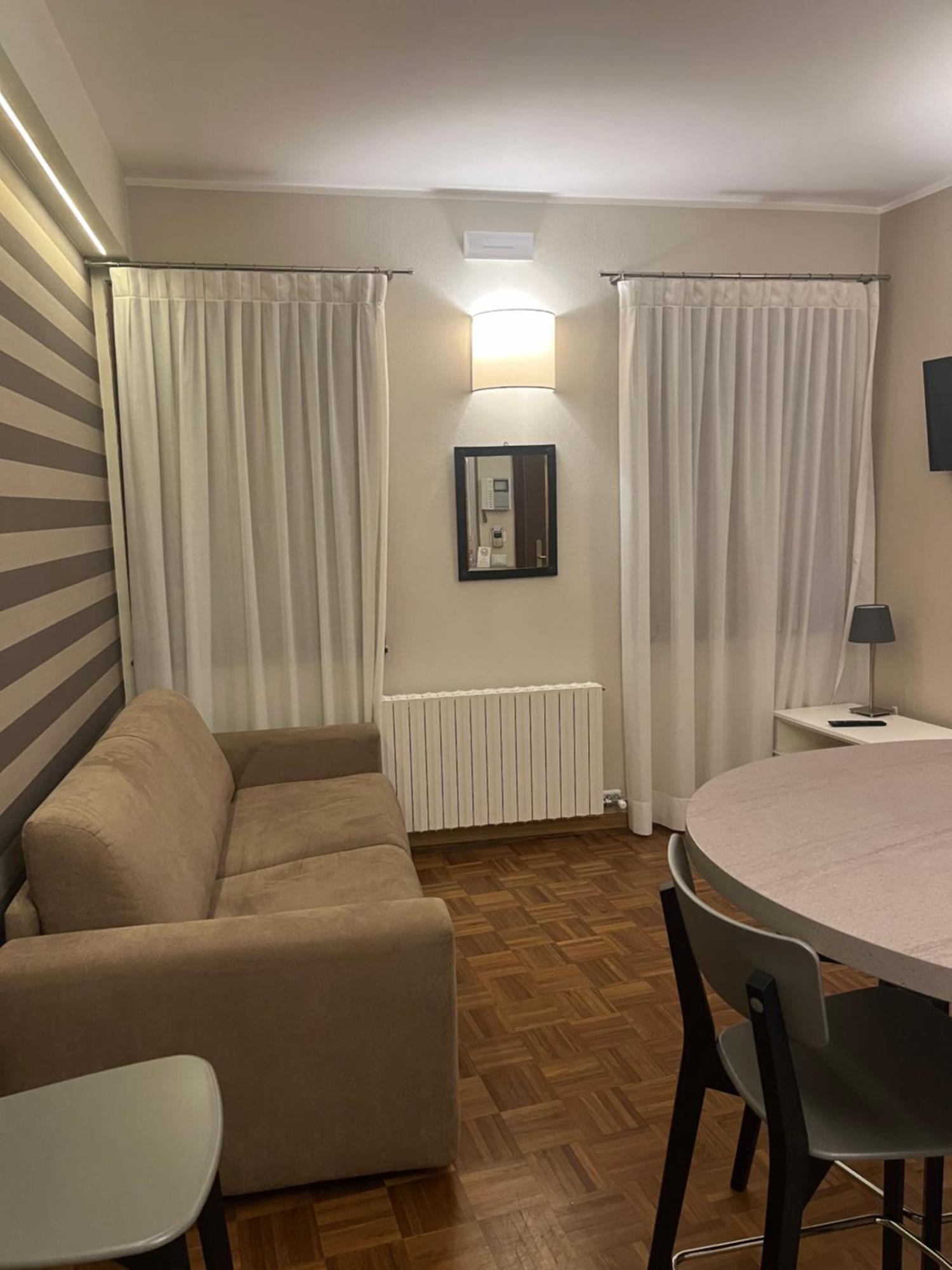 Residence "Le Casette" Pordenone Buitenkant foto