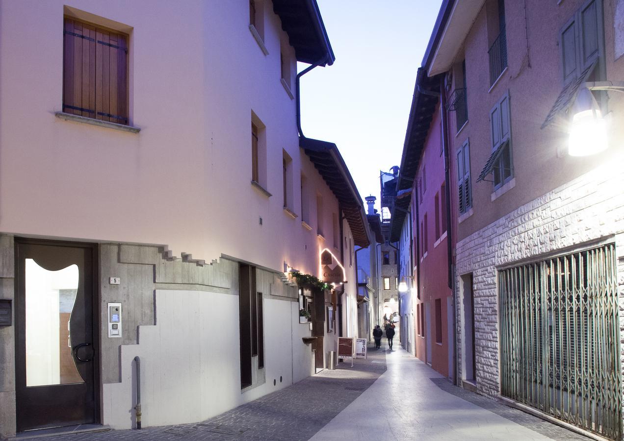 Residence "Le Casette" Pordenone Buitenkant foto