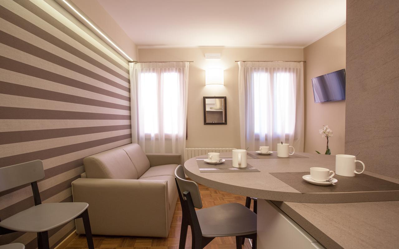Residence "Le Casette" Pordenone Buitenkant foto