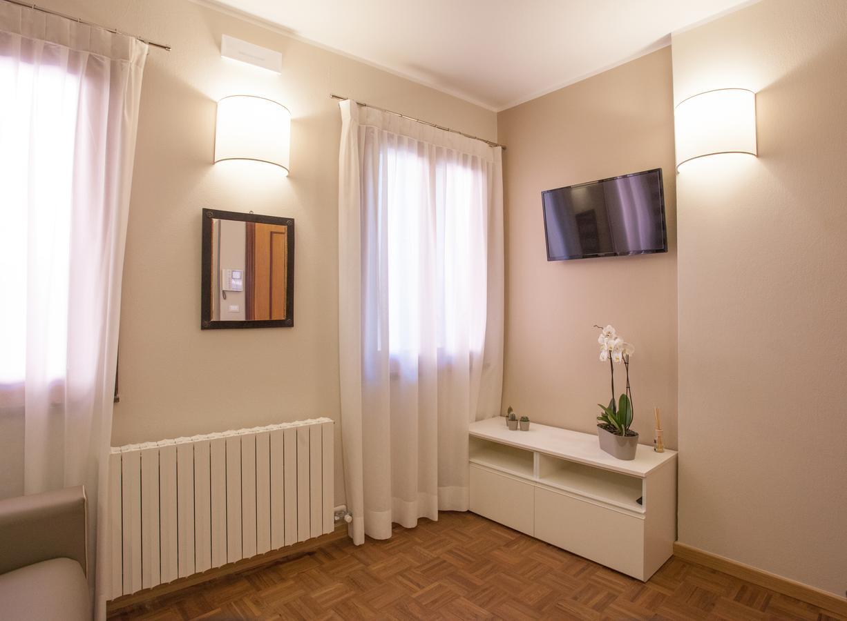 Residence "Le Casette" Pordenone Buitenkant foto